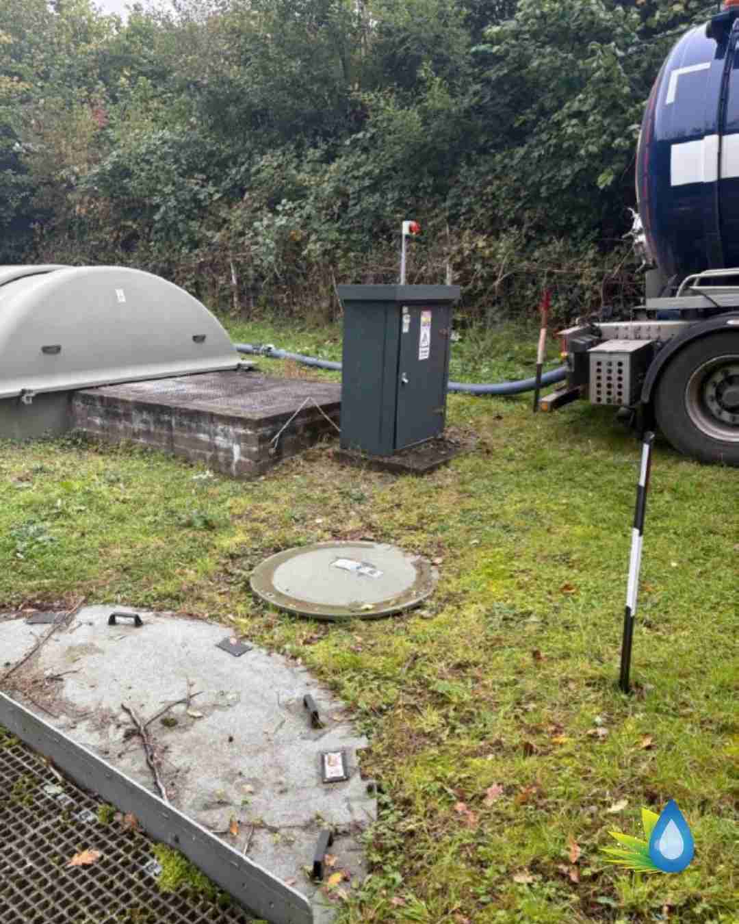 2 Collaborative Wastewater Servicing with Universal Tankers: Multi-System Maintenance Across Single Site